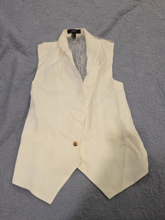 Forever 21 Jackets & Blazers - Forever 21 Ivory Lace-Back Sleeveless Blazer Vest Size M!